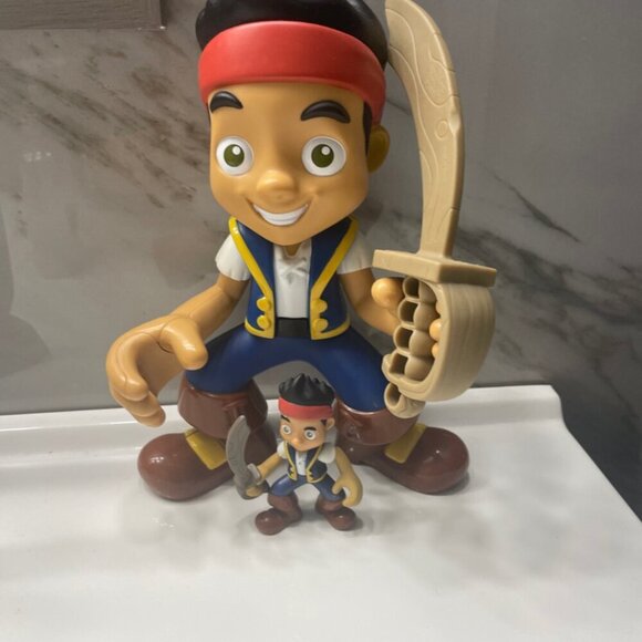 Jake and the never land pirates YO Ho let’s go Jake set of 2 moving sale decor - Picture 10 of 10